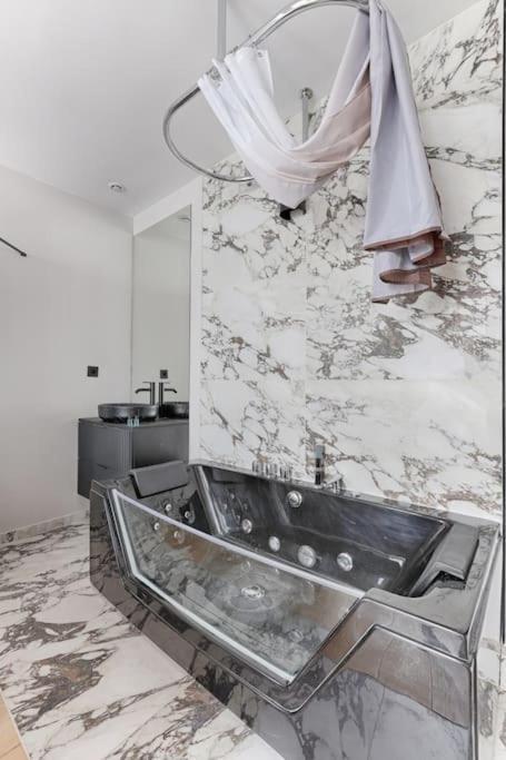 Mykeypers - Luxury Flat 3br 8p With Jacuzzi - Haussmann Appartement *